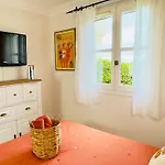 Les Restanques Vue Bastide Rez Jardin 3021 Grimaud