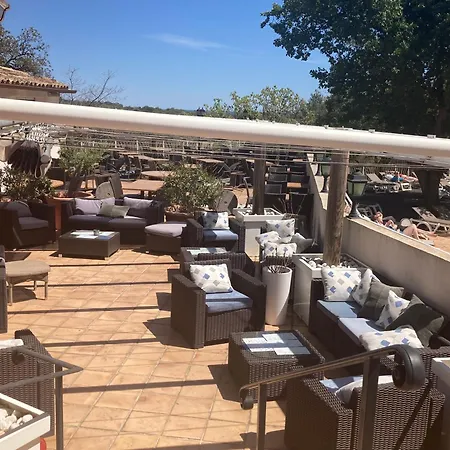 Les Restanques Vue Bastide Rez Jardin 3021 Гримо
