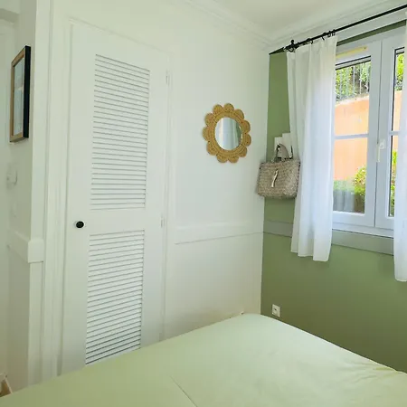 Les Restanques Vue Bastide Rez Jardin 3021 Апартаменты