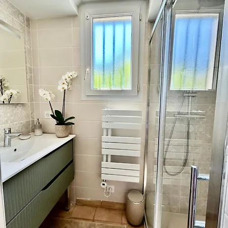 Les Restanques Vue Bastide Rez Jardin 3021 Апартаменты Гримо
