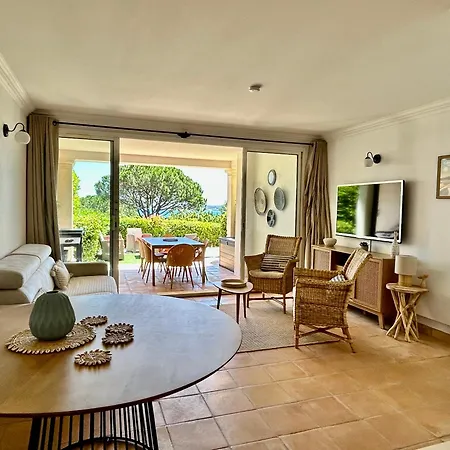Апартаменты Les Restanques Vue Bastide Rez Jardin 3021 Гримо