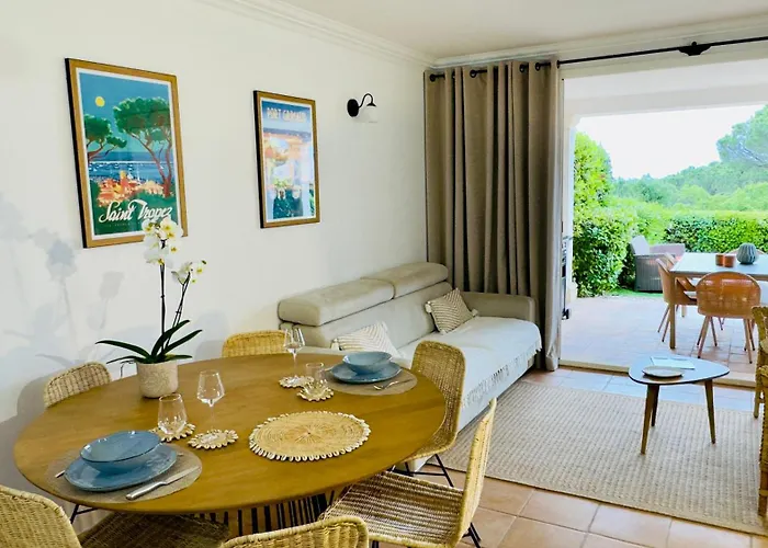 Les Restanques Vue Bastide Rez Jardin 3021 شقة *