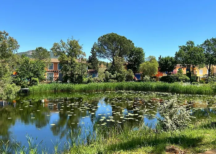 Les Restanques Vue Bastide Rez Jardin 3021 شقة غريمو