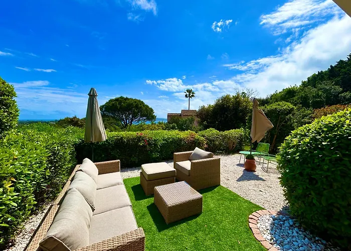 Les Restanques Vue Bastide Rez Jardin 3021 شقة *